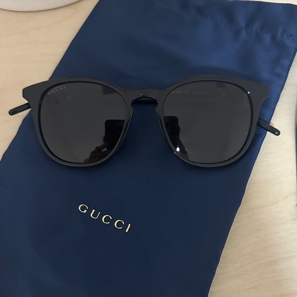Women’s Gucci Classic Black Sunglasses
